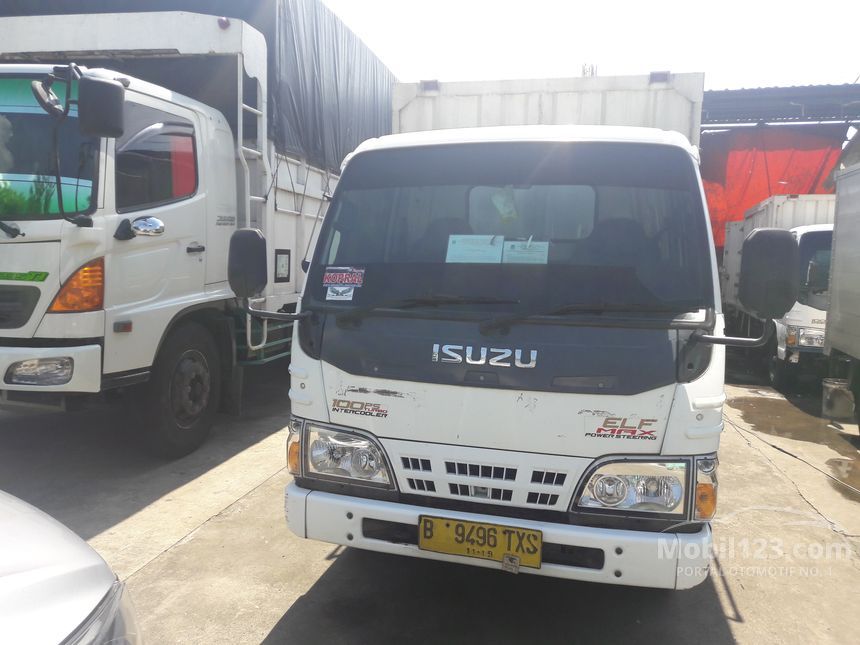 Jual Mobil  Isuzu Elf 2014 NKR  4 6 Manual 4 6 di DKI 