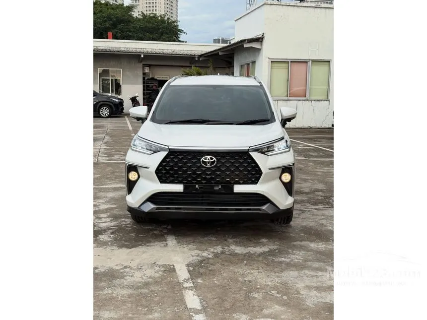 2026 Toyota Veloz V HEV MPV