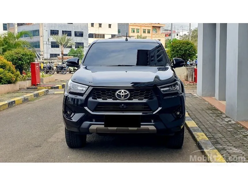 2025 Toyota Hilux V Double Cab 4X4 Pickup