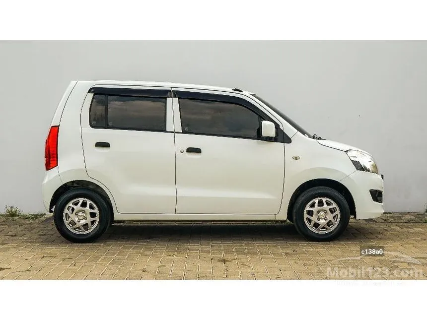 2020 Suzuki Karimun Wagon R GL Hatchback