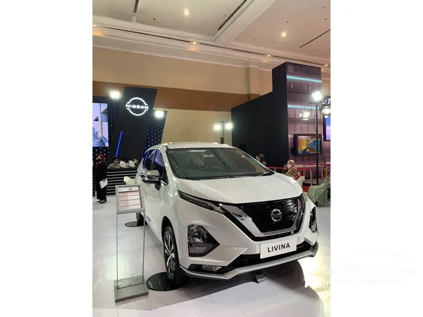 Jual Mobil Nissan Livina 2023 VL 1.5 di DKI Jakarta Automatic Wagon Putih Rp 300.000.000