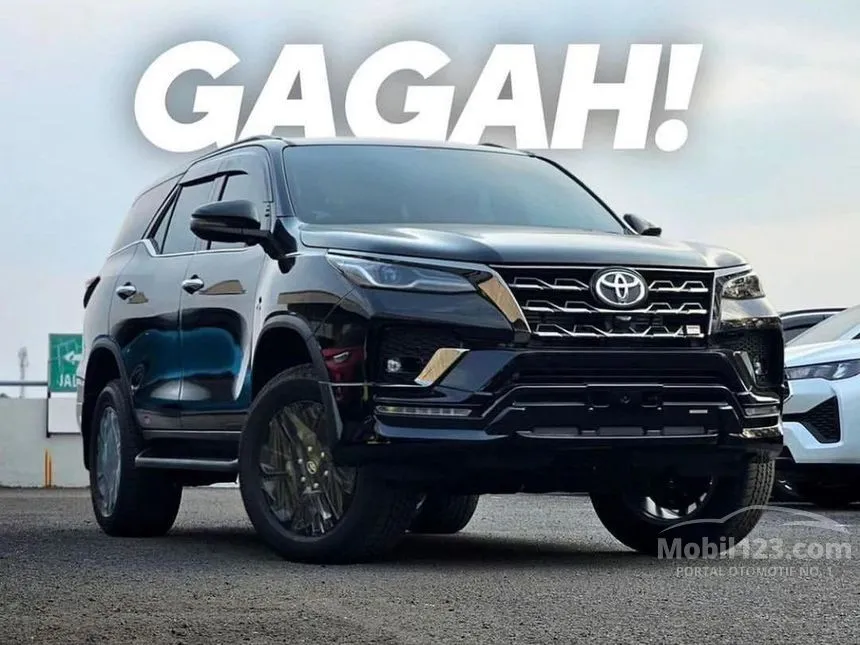 Jual Mobil Toyota Fortuner 2024 GR Sport 2.8 di Kalimantan Timur Automatic SUV Hitam Rp 584.700.000