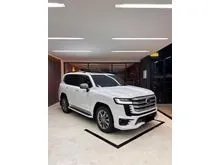 2024 Toyota Land Cruiser 3.3 300 VX-R SUV 4x4 AT (Faktur 2025) White on Black Odo 18 Rb (TERMURAH)