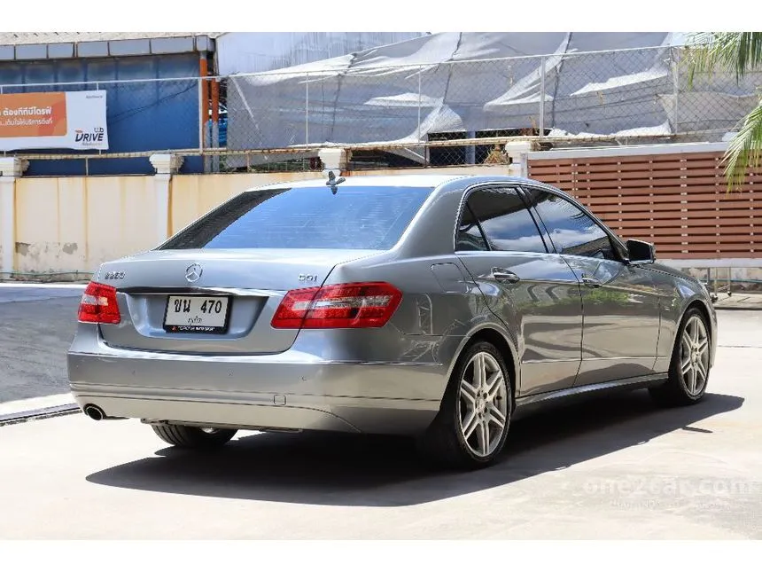 2011 Mercedes-Benz E250 Avantgarde CGI BlueEFFICIENCY Sedan