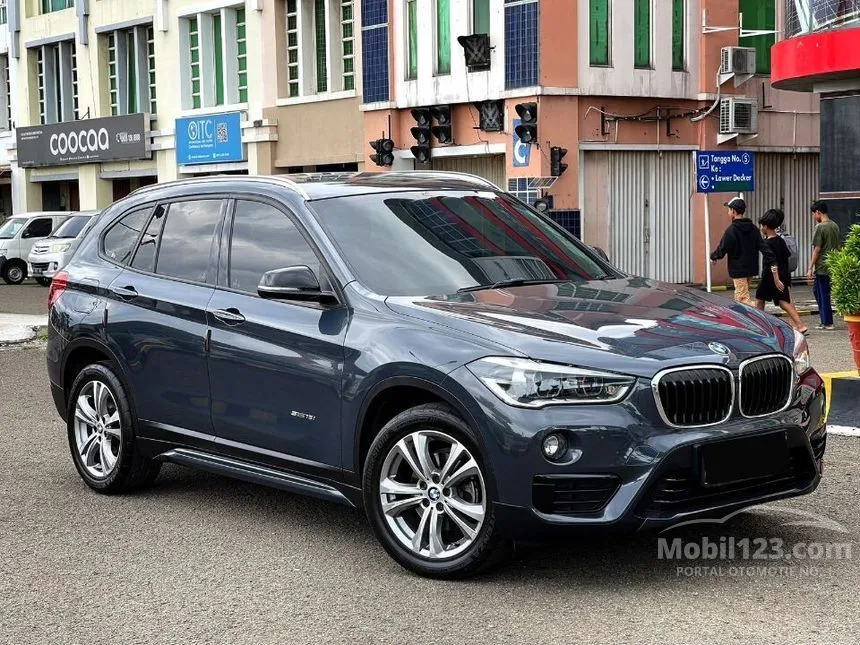 Jual Mobil BMW X1 2016 sDrive18i xLine 1.5 di DKI Jakarta Automatic SUV Abu