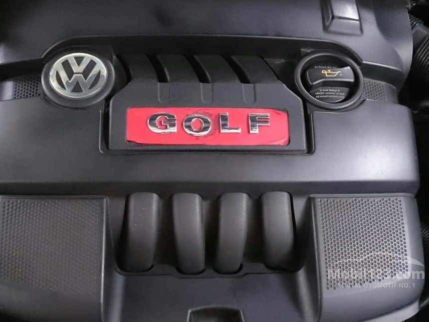 2005 Volkswagen Golf FSI Hatchback