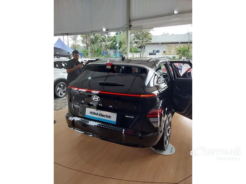 2024 Hyundai Kona Electric Long Range Signature Wagon