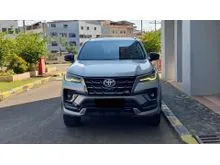 2023 Toyota Fortuner 2.8 GR Sport 4X4 SUV Like New Record Garansi