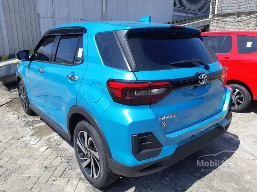 Jual Mobil Toyota Raize 2022 G 1.2 di Jawa Timur Manual Wagon Biru Rp