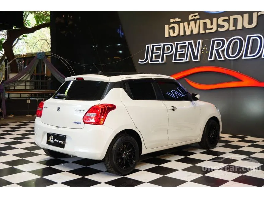 2024 Suzuki SWIFT GLX Hatchback