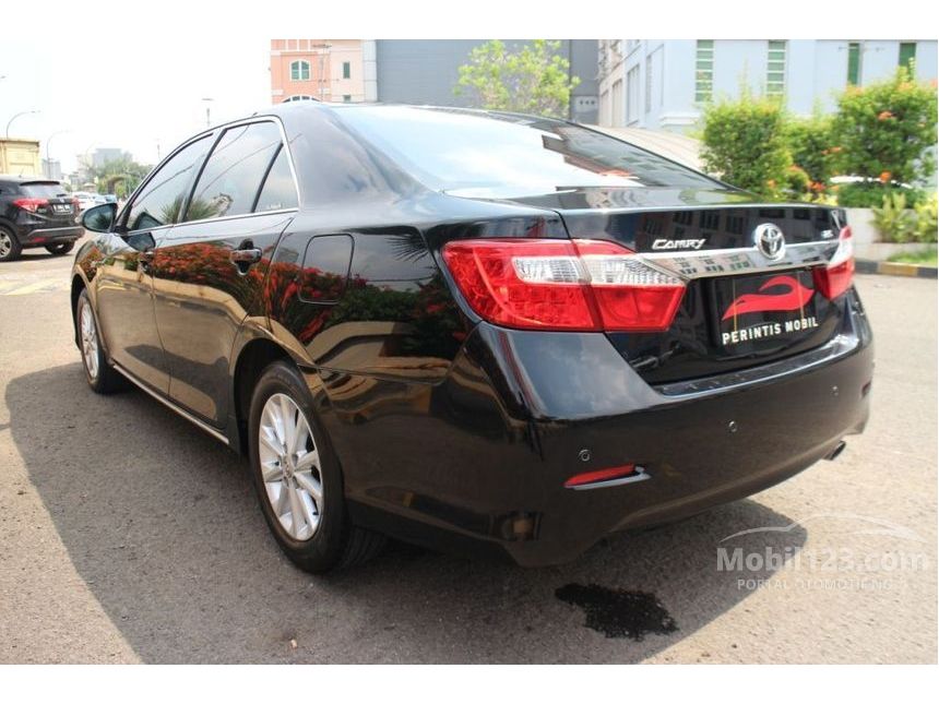 Gambar Mobil Camry 2012 Di Jakarta - Galeri Mobil 