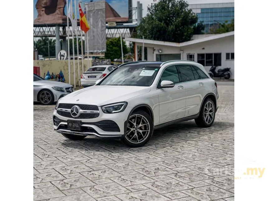 2020 Mercedes-Benz GLC300 4MATIC AMG Line SUV