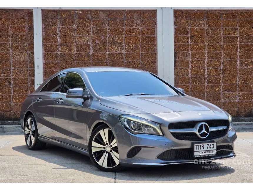 2018 Mercedes-Benz CLA200 Urban Sedan