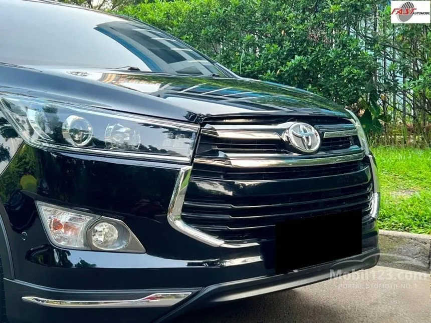 2020 Toyota Kijang Innova Venturer MPV