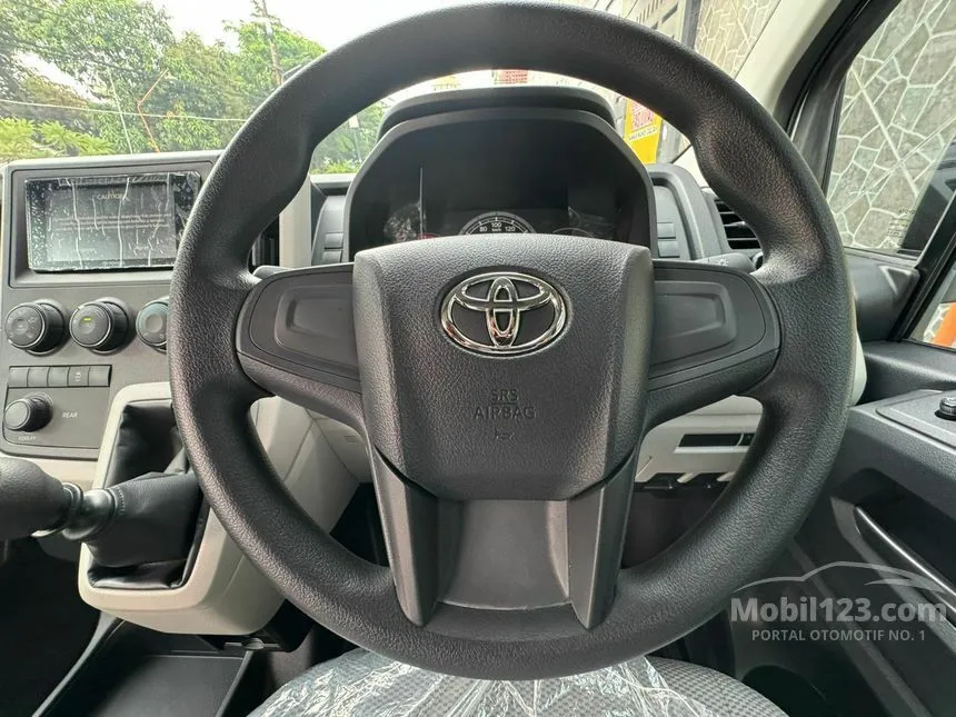 2024 Toyota Hiace Premio Van