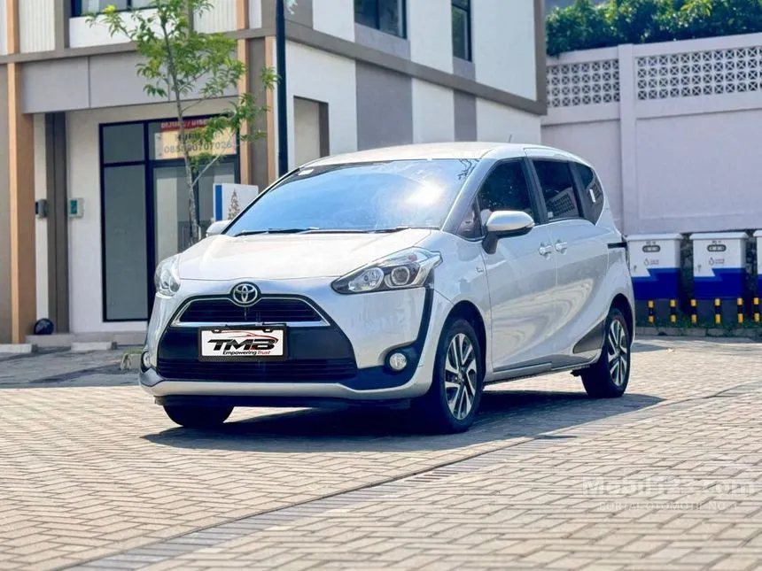 2017 Toyota Sienta V MPV