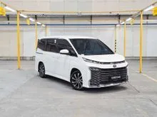 2022 Toyota Voxy 2.0 MPV - Bergaransi