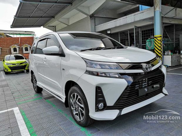  Mobil  Bekas  Baru  dijual  di Bandung Jawa barat Indonesia  