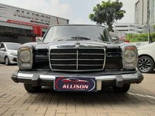 1975 Mercedes-Benz 200 2.0 W123 2.0 Manual Sedan