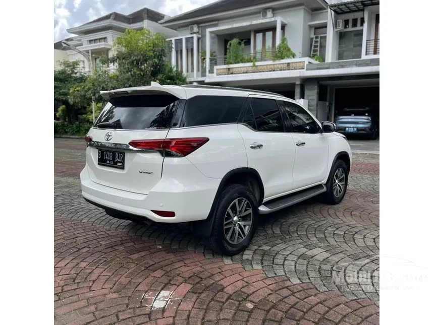 2017 Toyota Fortuner VRZ 4X2 SUV