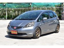 2010 Honda Jazz 1.5 (ปี 08-14) V i-VTEC Hatchback