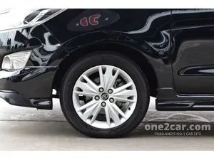 2016 Toyota INNOVA 2.8 Crysta V Wagon