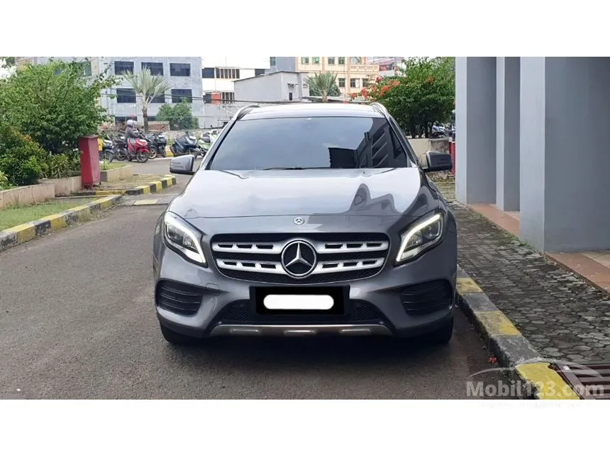2019 Mercedes-Benz GLA200 AMG Line SUV