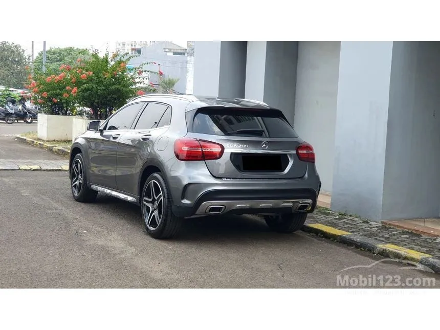 2019 Mercedes-Benz GLA200 AMG Line SUV