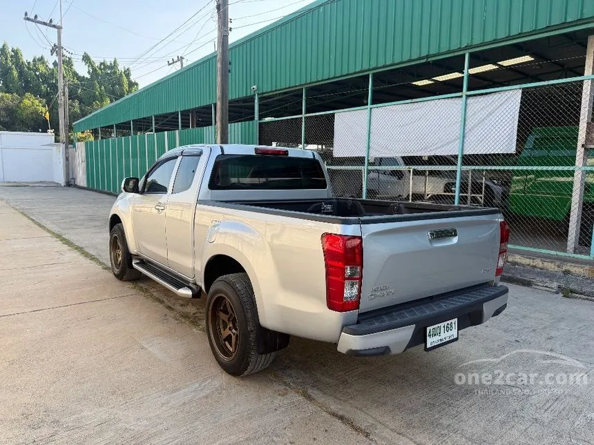 2016 Isuzu D-MAX Hi-Lander Z Space Cab Pickup