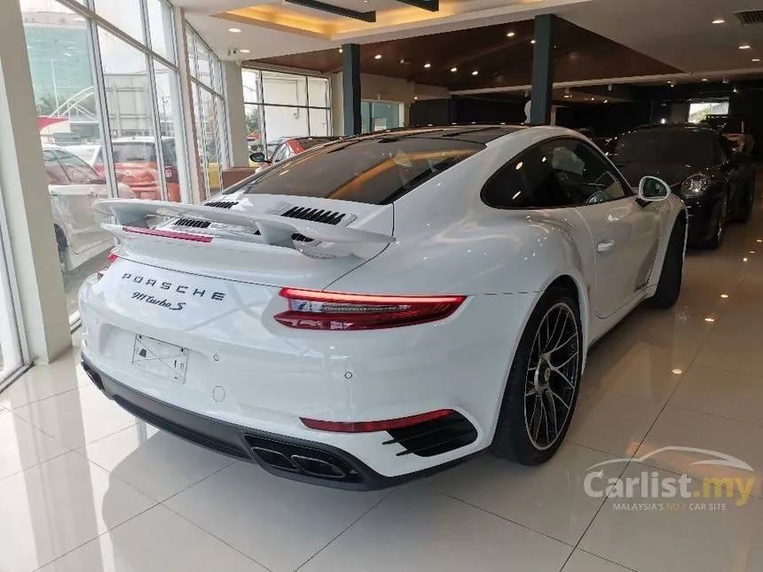 2018 Porsche 911 Turbo S Coupe