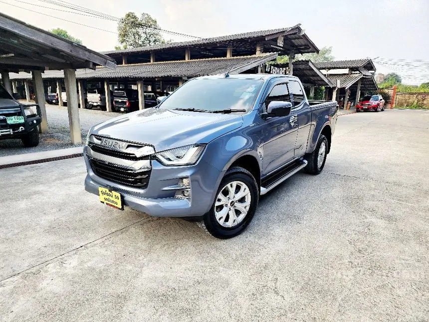 2022 Isuzu D-Max Vcross Z Pickup