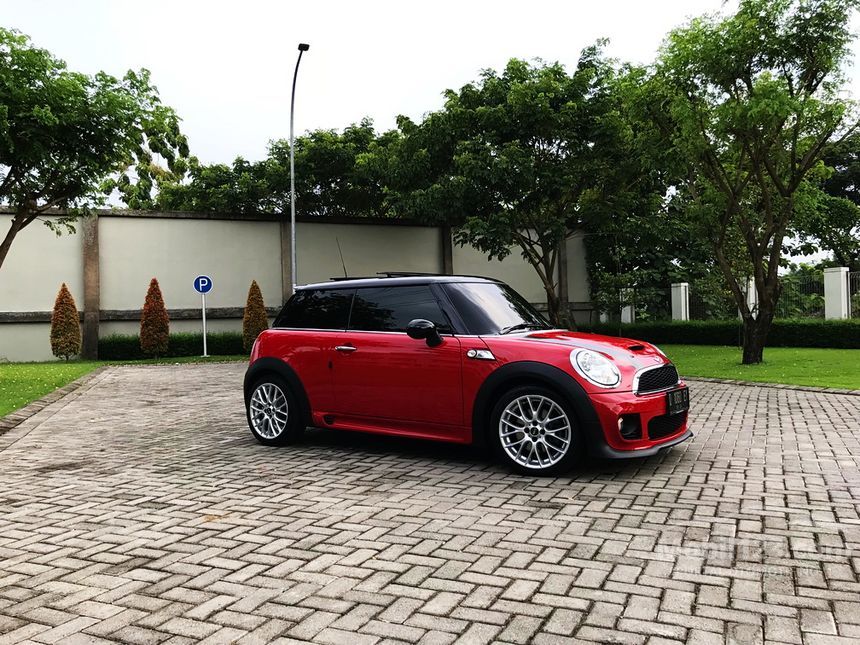 Jual Mobil MINI Cooper 2014 F56 1.5 di Jawa Timur 