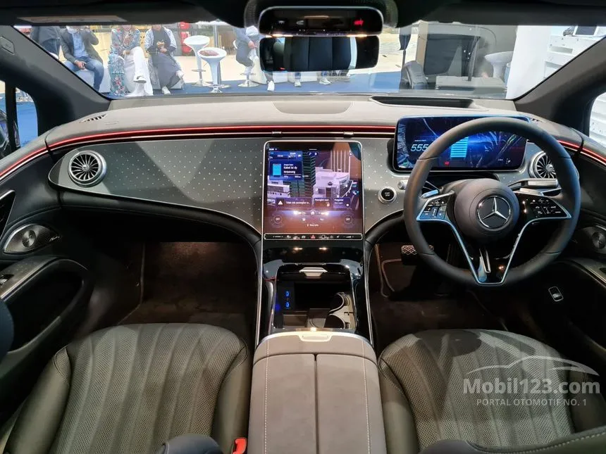 2022 Mercedes-Benz EQE350+ Electric Art Line Sedan
