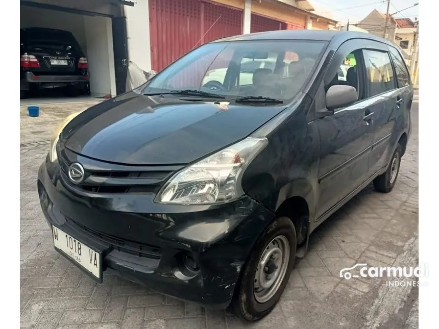 2013 Daihatsu Xenia M MPV