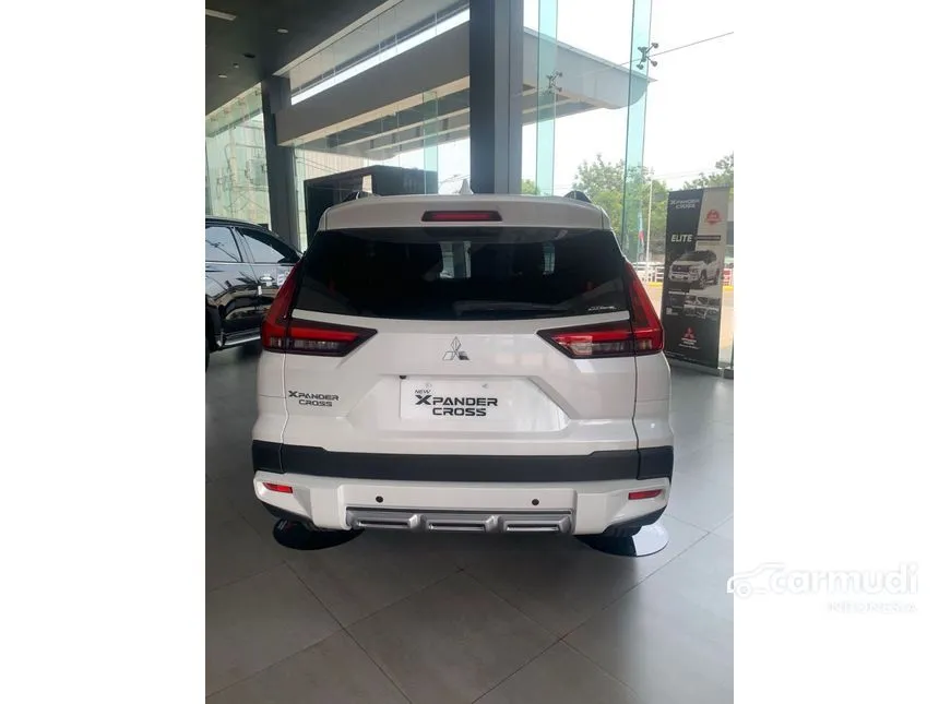 2024 Mitsubishi Xpander CROSS Premium Package Wagon