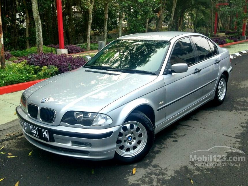 Jual Mobil BMW 318i 2000 E46 1 9 di Jawa Barat Automatic 