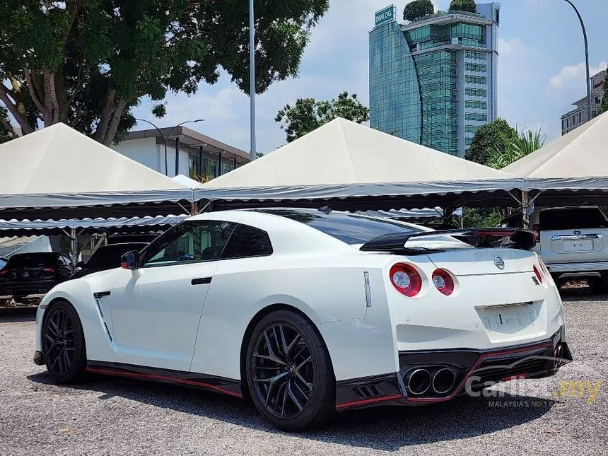 2018 Nissan GT-R Premium Edition Coupe