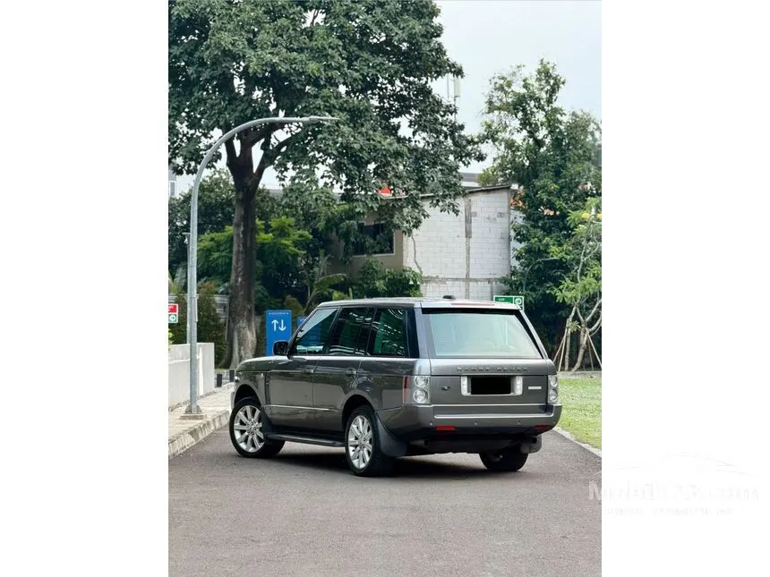 2009 Land Rover Range Rover Vogue SUV
