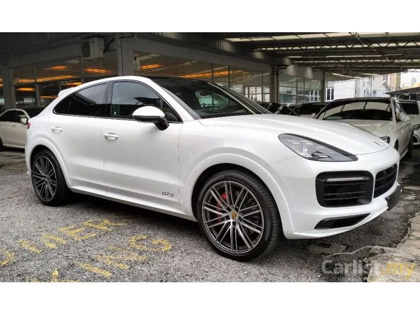 2022 Porsche Cayenne Turbo GT Coupe