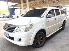 2013 Toyota Hilux Vigo 2.7 CHAMP DOUBLE CAB (ปี 11-15) E Pickup MT