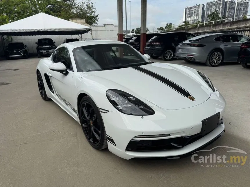 2024 Porsche 718 Cayman Coupe
