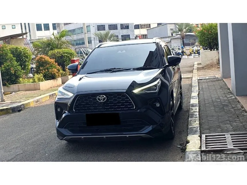 2023 Toyota Yaris Cross S HV with GR Parts Aero Pkg SUV