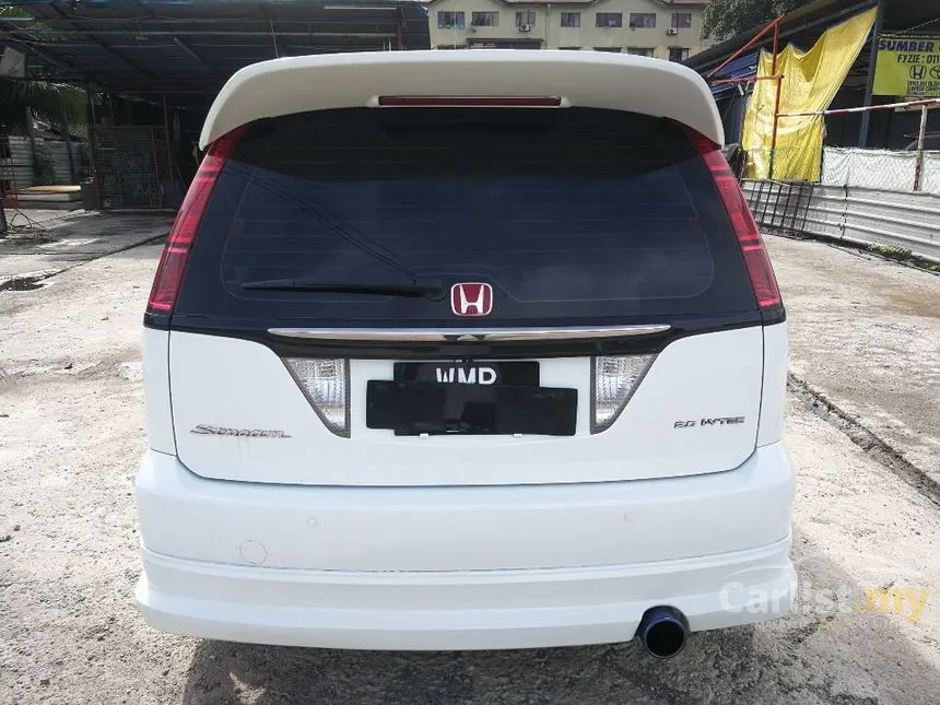 2005 Honda Stream iV MPV