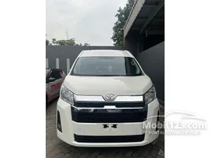2026 Toyota Hiace 2.8 Premio Van