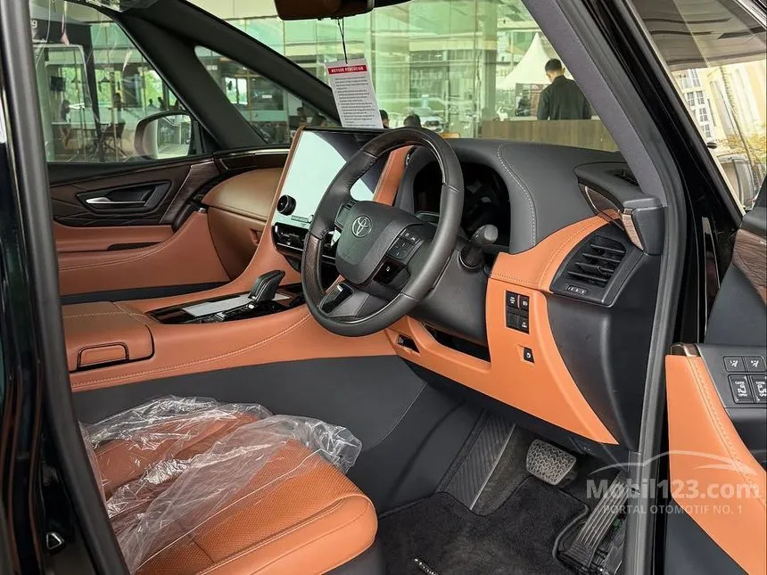 2025 Toyota Vellfire HEV VIP (Non Premium Color) MPV
