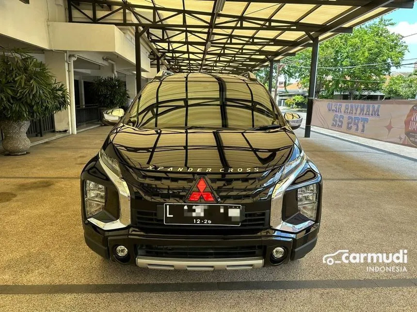 Jual Mobil Mitsubishi Xpander 2021 CROSS Premium Package 1.5 di Jawa Timur Automatic Wagon Hitam Rp 260.000.000