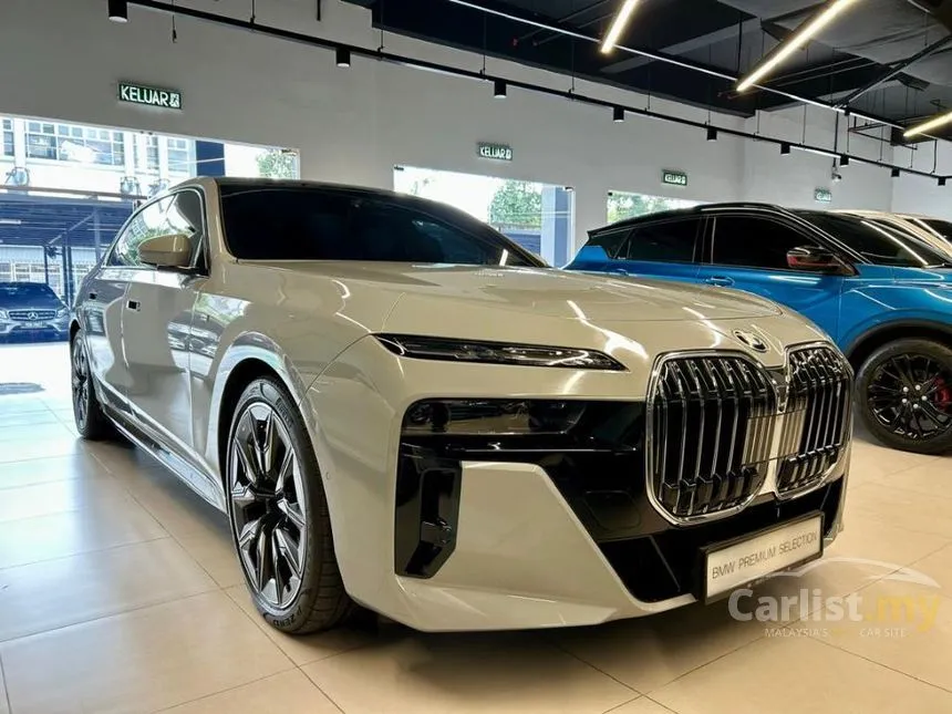 2023 BMW i7 xDrive60 M Sport Sedan