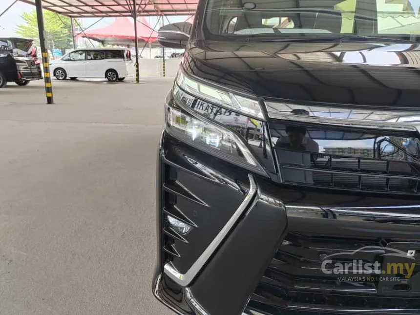 2021 Toyota Voxy ZS Kirameki Edition MPV