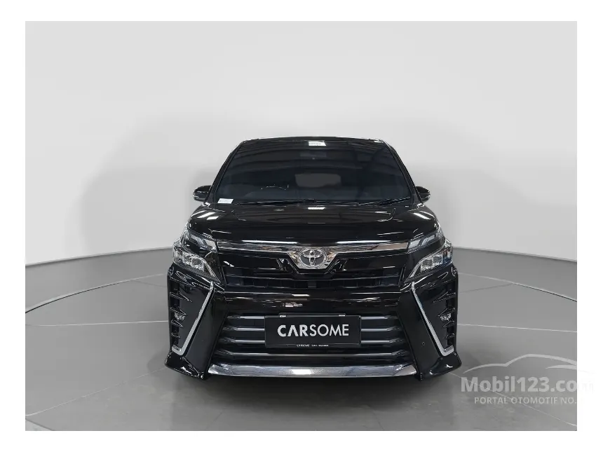 2021 Toyota Voxy MPV