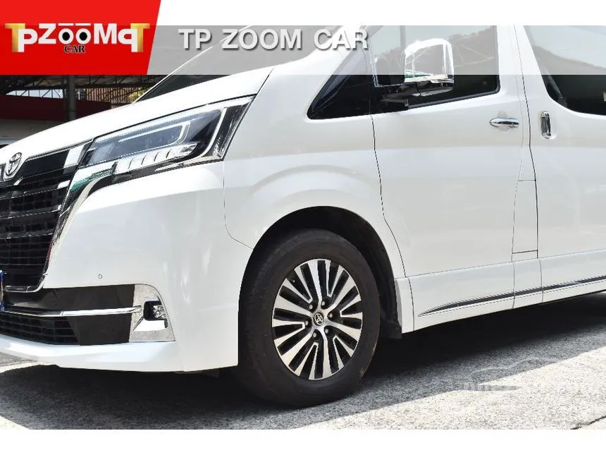 2021 Toyota Majesty Grande Van
